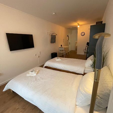 Apartment Mit Kuechenzeile, Stadtnah & Kostenlos Parken Passau Bagian luar foto