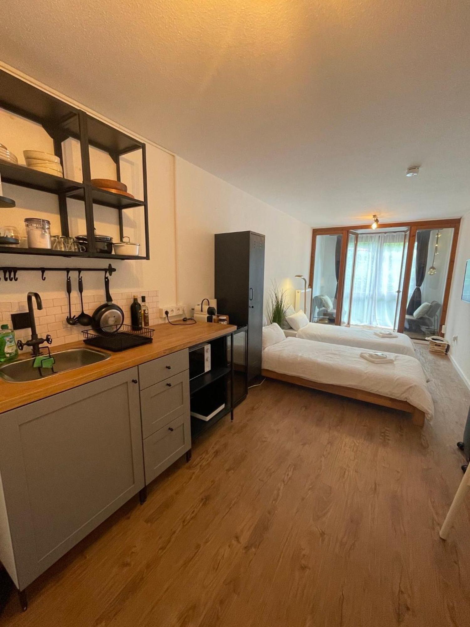 Apartment Mit Kuechenzeile, Stadtnah & Kostenlos Parken Passau Bagian luar foto